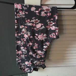 Aeropostale floral leggings